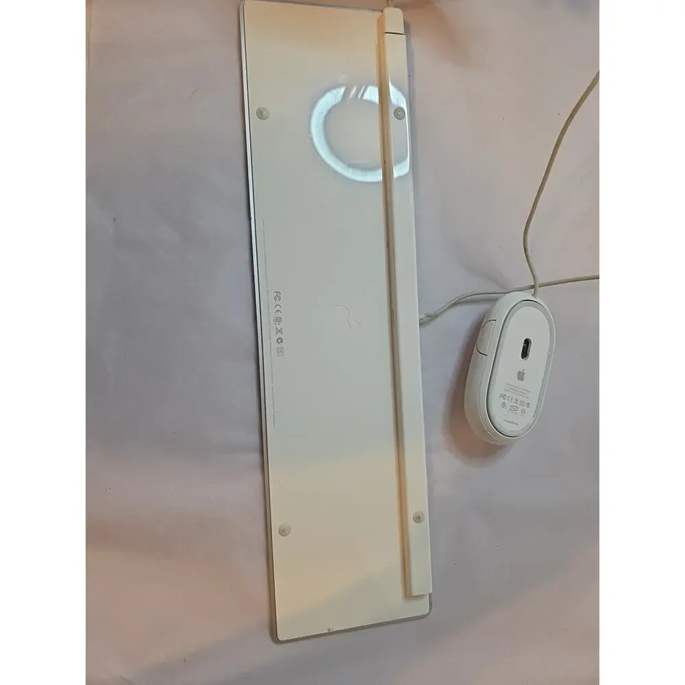 Apple Wired Keyboard A1243 & Mouse A1152 Combo Set